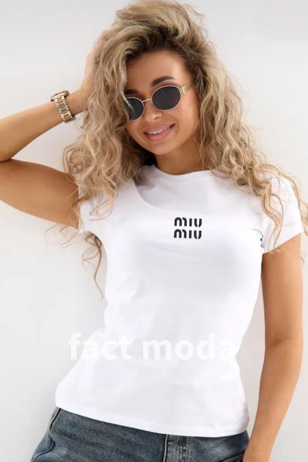 ابيض